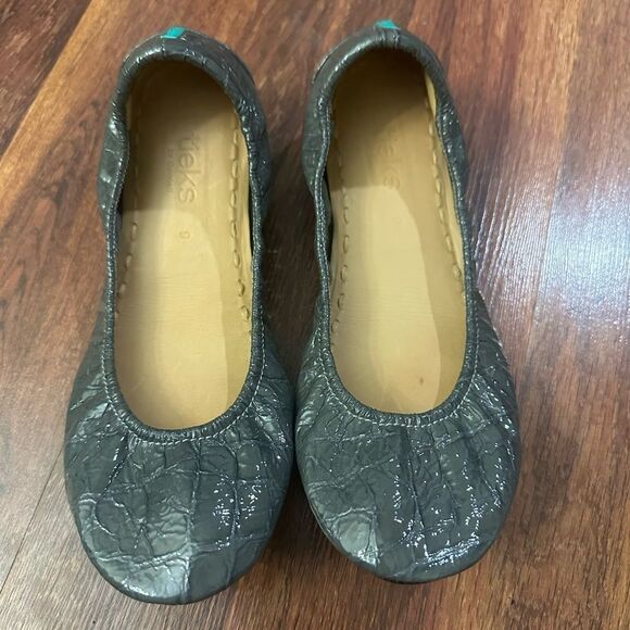 Tieks Gray Ballet Flats - Picture 4 of 9